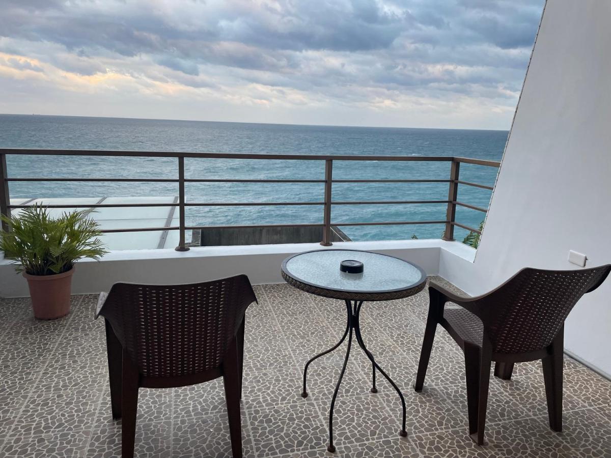 Beach Shoes Villa Yanliau Екстериор снимка
