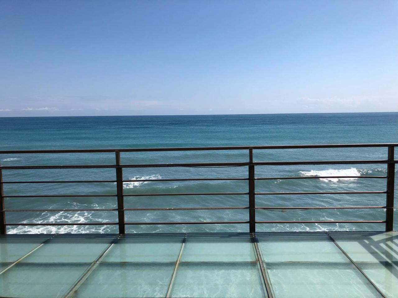 Beach Shoes Villa Yanliau Екстериор снимка